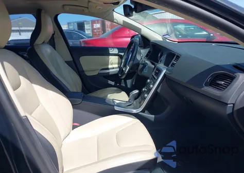 2013 Volvo S60 T5 из США, поврежденный, VIN YV1612FS6D2185459